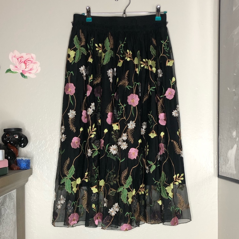 Embroidered Mesh Floral Skirt H&M Size 12